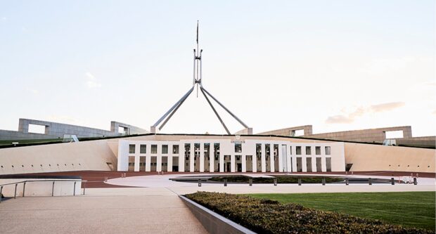 parliament-house-empty-620x333.jpg